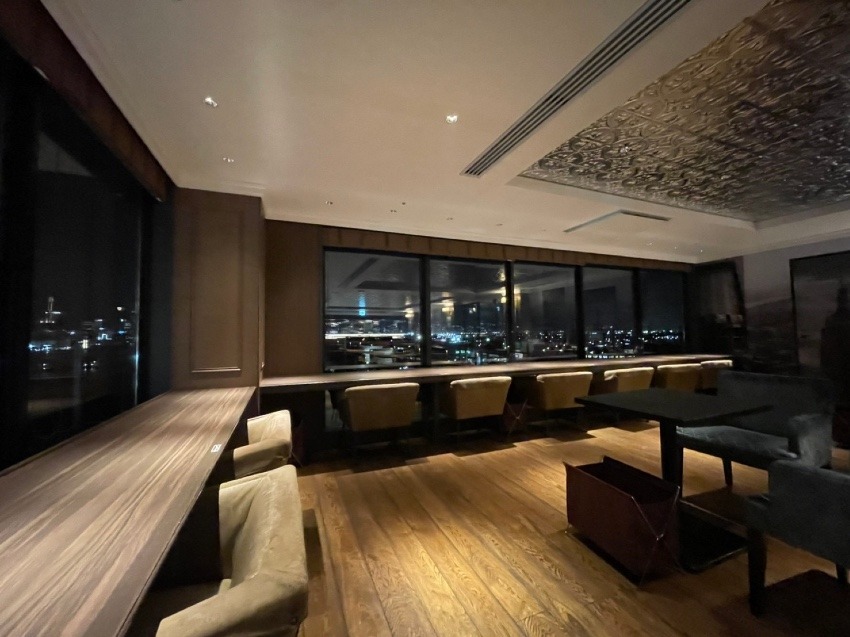 神戸の夜景を一望できる隠れ家レストラン